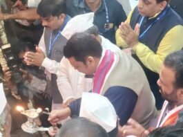 मुख्यमंत्री देवेंद्र फडणवीस